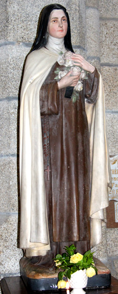 Statue de l'église-basilique de Quintin (Bretagne)