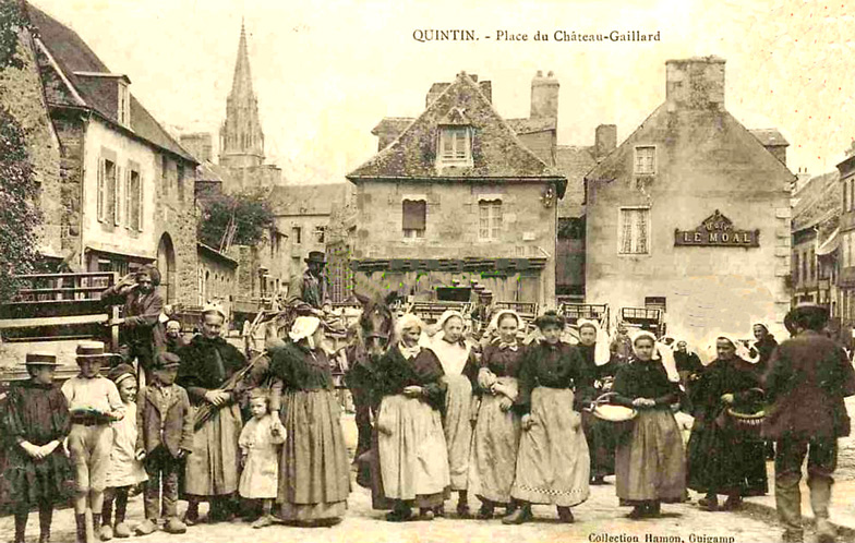 Ville de Quintin (Bretagne).