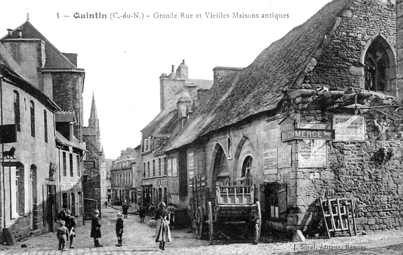 Ville de Quintin (Bretagne).