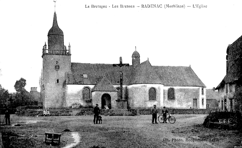 Eglise de Radenac (Bretagne).