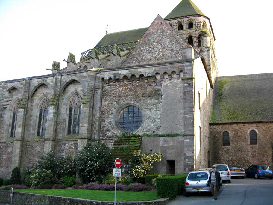 Bretagne : abbaye Saint Sauveur de Redon