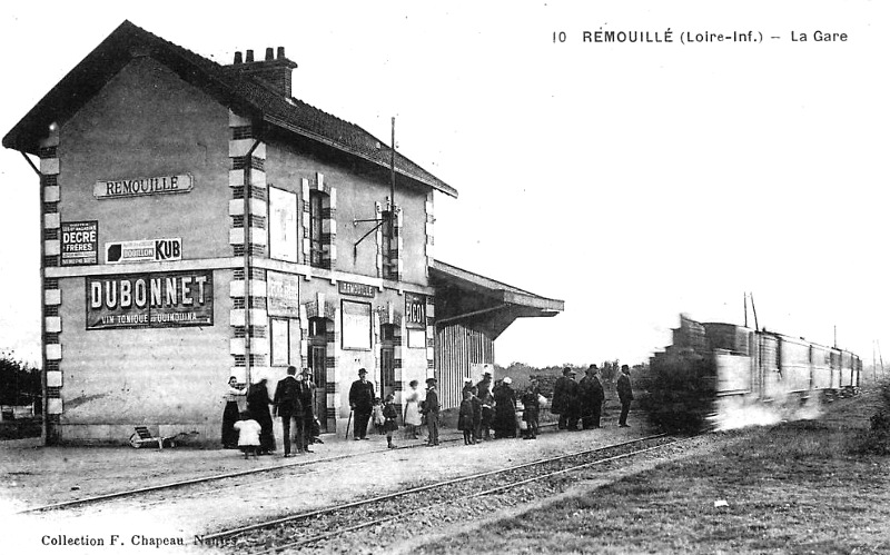 Gare de Remouill (Bretagne).