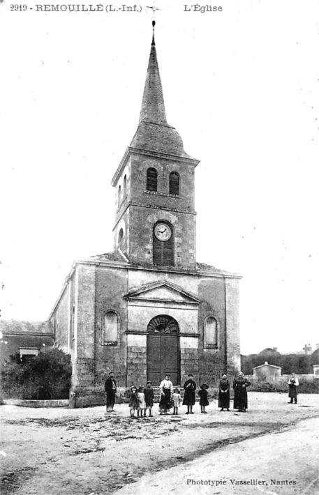 Eglise de Remouill (Bretagne).