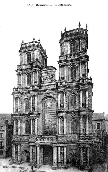 Cathdrale Saint-Pierre  Rennes (Bretagne).