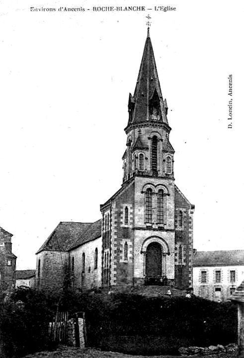 Eglise de la Roche-Blanche (anciennement en Bretagne).