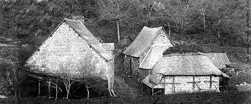 Moulin de Rostrenen (Bretagne) : Kerlescon.