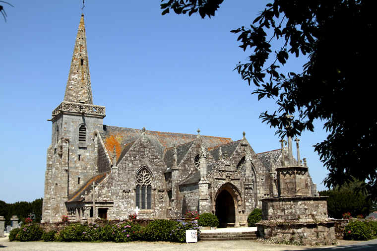 Eglise Notre-Dame de Runan (Bretagne)