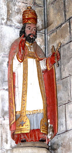 Statue de l'glise Notre-Dame de Runan (Bretagne)