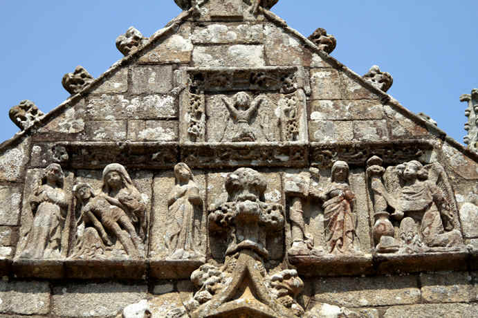 Porche Sud de l'glise Notre-Dame de Runan (Bretagne)