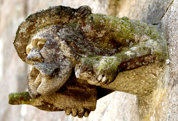 Gargouille de l'glise Notre-Dame de Runan (Bretagne)