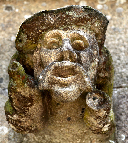 Gargouille de l'glise Notre-Dame de Runan (Bretagne)