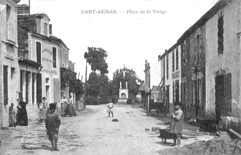 Ville de Saint-Aignan-de-Grand-lieu (Bretagne).