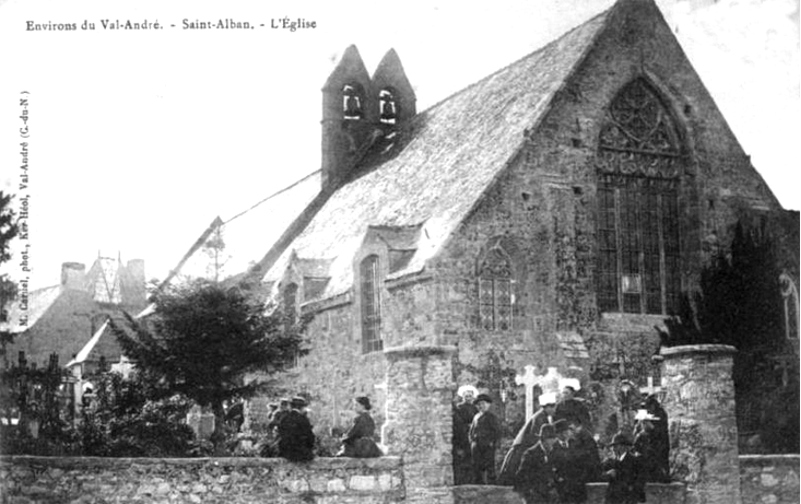 Eglise de la ville de Saint-Alban (Bretagne).