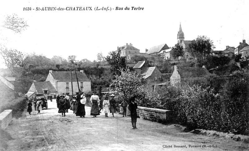 Ville de Saint-Aubin-des-Chteaux (anciennement en Bretagne).