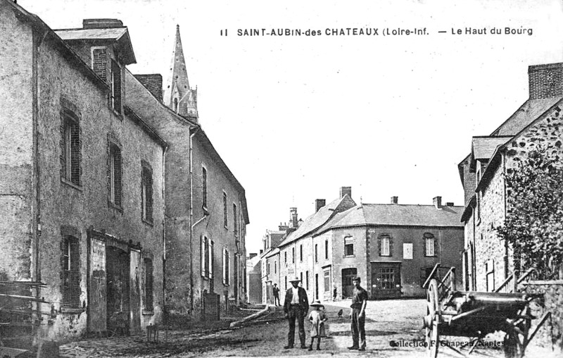 Ville de Saint-Aubin-des-Châteaux (anciennement en Bretagne).