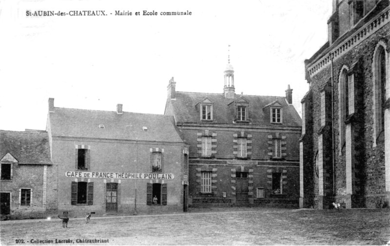 Ville de Saint-Aubin-des-Chteaux (anciennement en Bretagne).