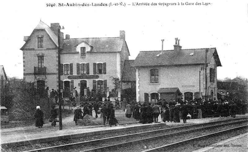 Ville de Saint-Aubin-des-Landes (Bretagne).