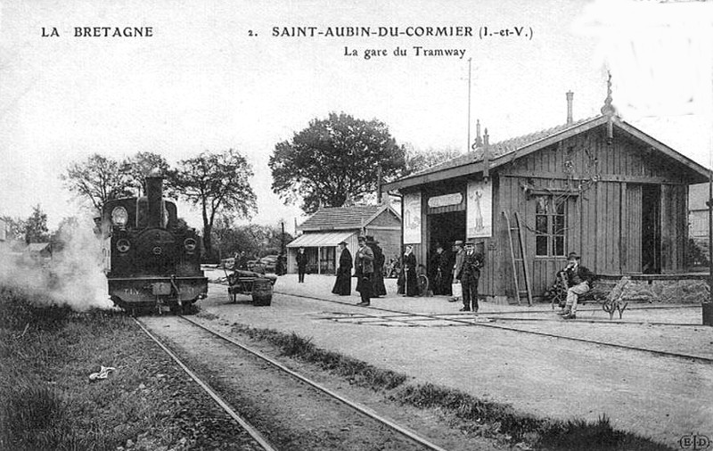 Ville de Saint-Aubin-du-Cormier (Bretagne).