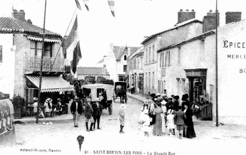 Ville de Saint-Brevin-les-Pins (anciennement en Bretagne).