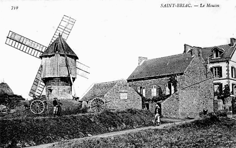 Moulin de Saint-Briac-sur-Mer (Bretagne).