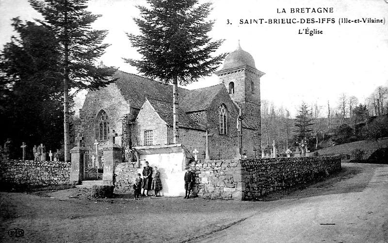 Eglise de Saint-Brieuc-des-Iffs (Bretagne).