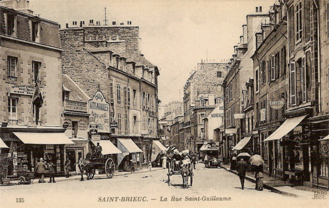 Rue Saint-Guillaume de Saint-Brieuc (Bretagne).
