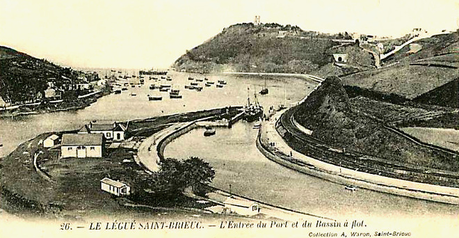 Saint-Brieuc : Port et bassin du Lgu (Bretagne).