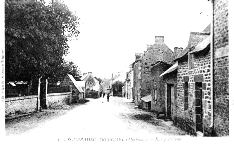 Ville de Saint-Caradec-Trégomel (Bretagne).
