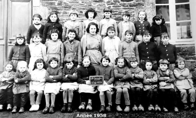 Ecole de Saint-Caradec : anne 1958 (Bretagne).