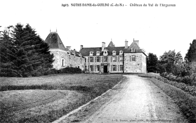 Ville de Saint-Cast-le-Guildo (Bretagne) : château du Val d'Arguenon..