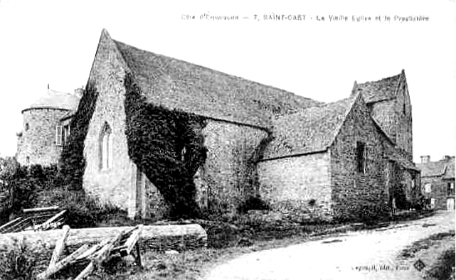 Vieille glise de Saint-Cast-le-Guildo (Bretagne).