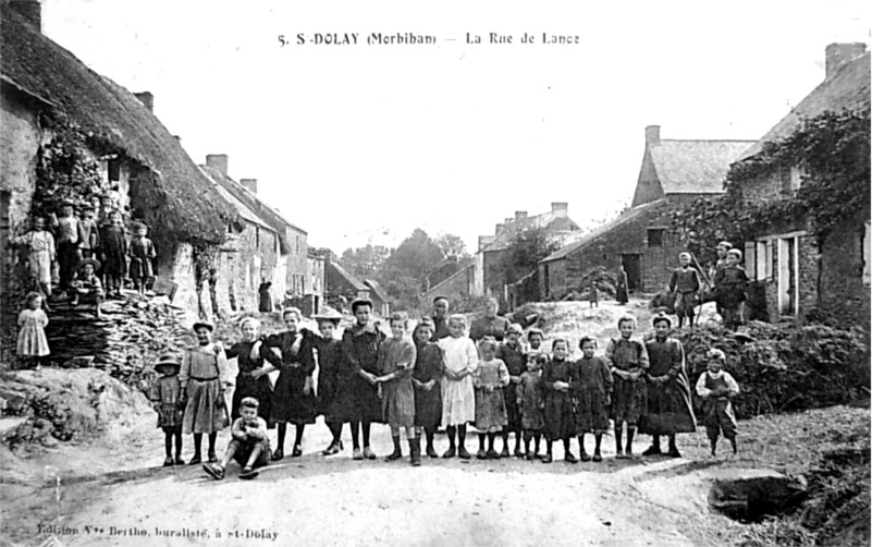 Ville de Saint-Dolay (Bretagne).