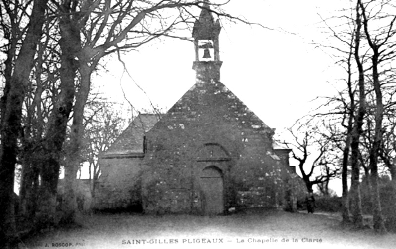 Saint-Gilles-Pligeaux (Bretagne) : chapelle de la Clarté.