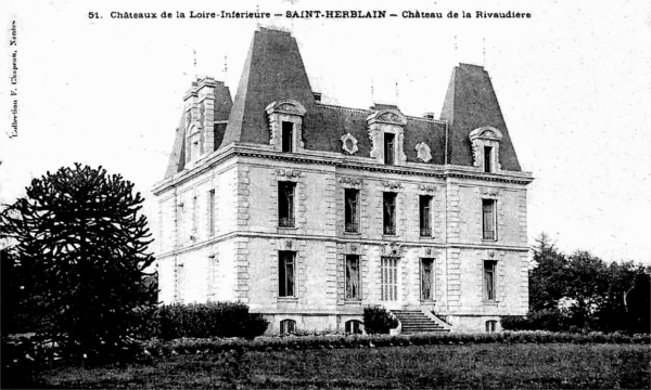 Chteau de Saint-Herblain (Rivaudire), historiquement en Bretagne.