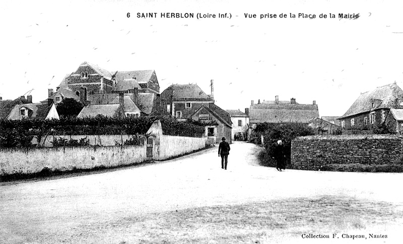 Ville de Saint-Herblon (anciennement en Bretagne).