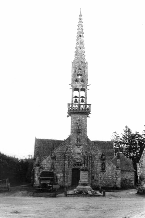 Eglise de Saint-Hernin (Bretagne).