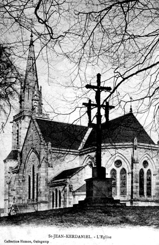 L'glise de Saint-Jean-Kerdaniel (Bretagne).