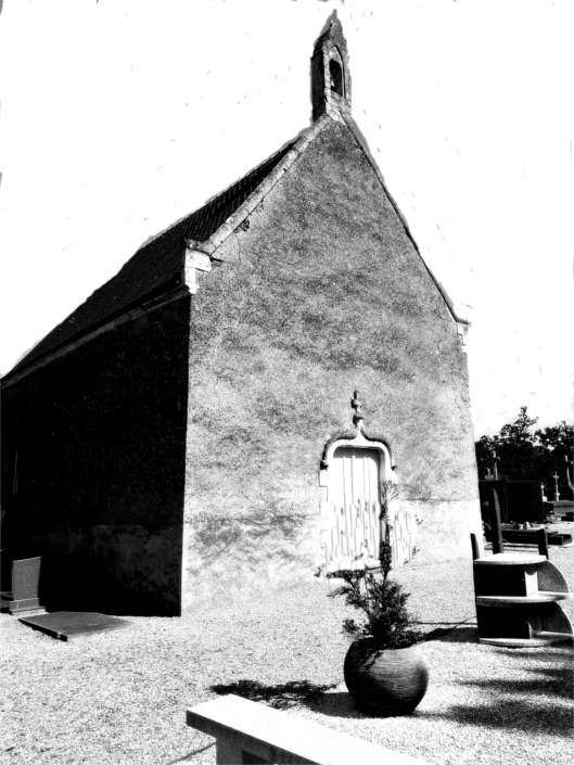 Chapelle Sainte-Anne à Saint-Julien-de-Vouvantes (anciennement en Bretagne).