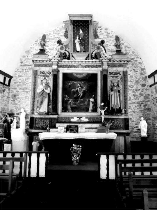 Chapelle Sainte-Anne à Saint-Julien-de-Vouvantes (anciennement en Bretagne).