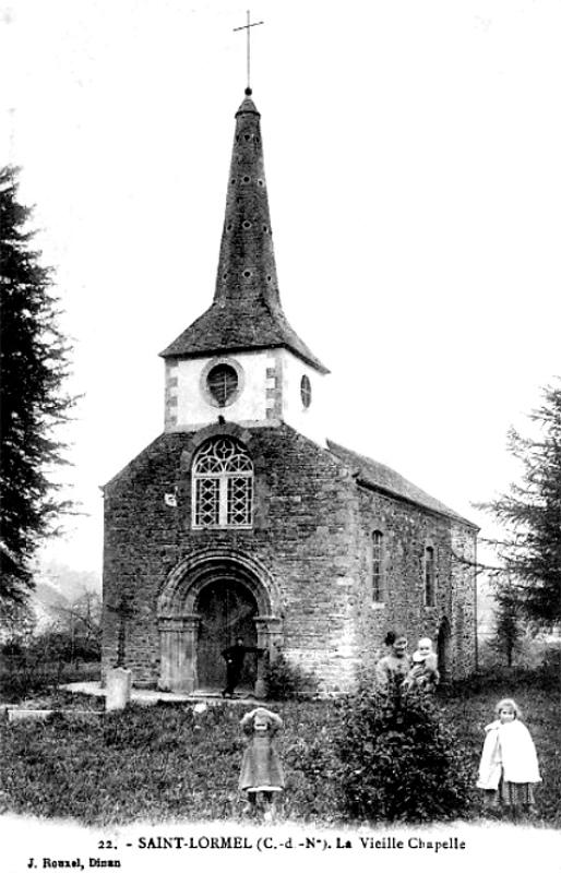 Ville de Saint-Lormel (Bretagne) : la vieille chapelle de Saint-Lunaire.