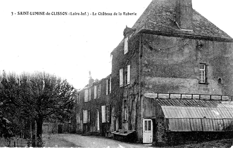 Saint-Lumine-de-Clisson : château de Roberie (Bretagne).