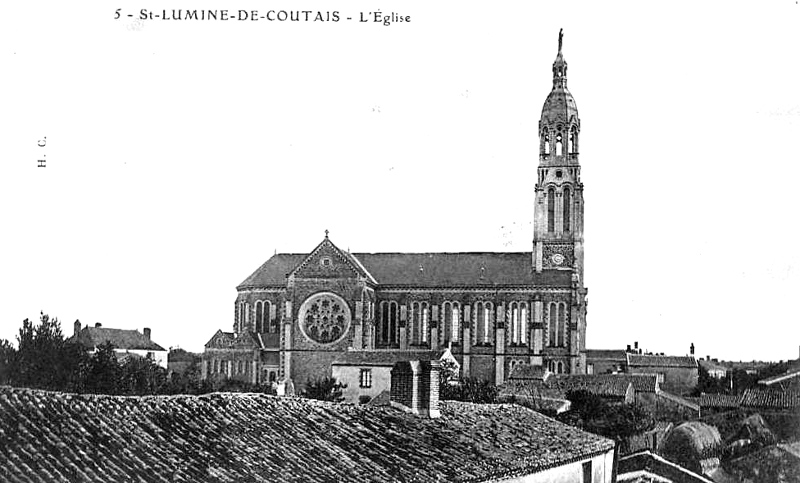 Eglise de Saint-Lumine-de-Coutais (Bretagne).