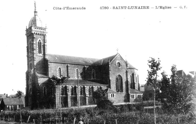 Eglise de Saint-Lunaire (Bretagne).