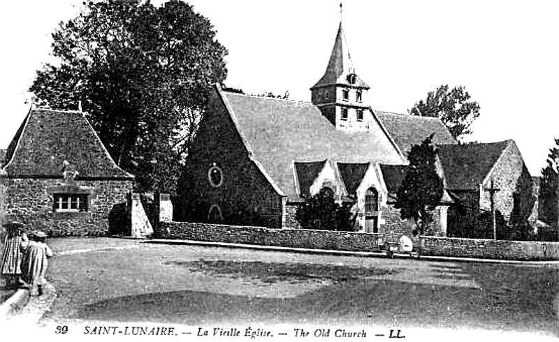 Eglise de Saint-Lunaire (Bretagne).