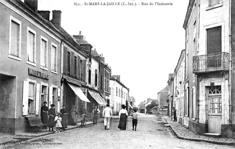 Ville de Saint-Mars-la-Jaille (anciennement en Bretagne).