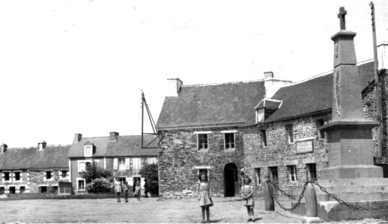 Ville de Saint-Mayeux (Bretagne).