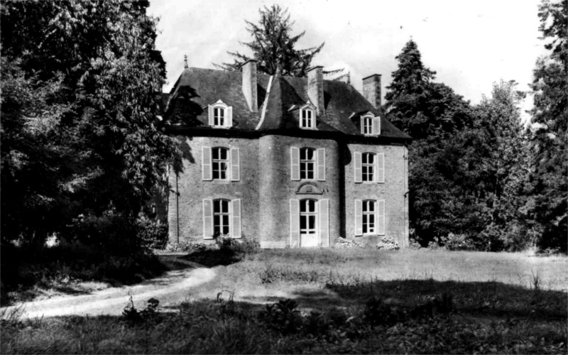 Manoir de Boisbasset  Saint-Men-le-Grand (Bretagne).