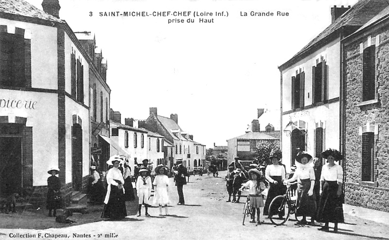 Ville de Saint-Michel-Chef-Chef (anciennement en Bretagne).