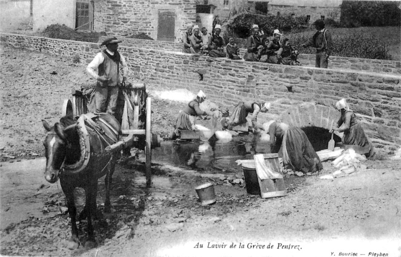 Ville de Saint-Nic (Bretagne).