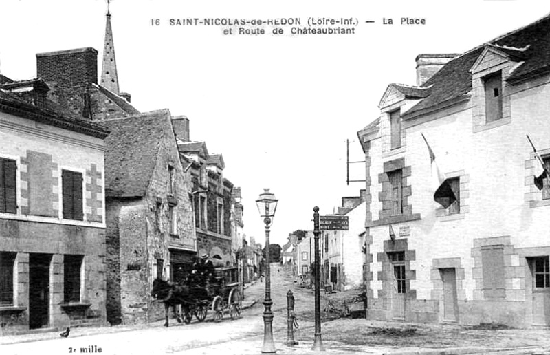 Ville de Saint-Nicolas-de-Redon (anciennement en Bretagne).